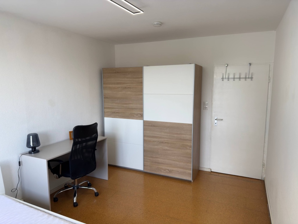 Voll möblierte 2-Zimmer-Wohnung in Erlangen-Bruck zu vermieten – Gerhart-Hauptmann-Str., 91058 Erlangen Bruck – Vorschaubild 14