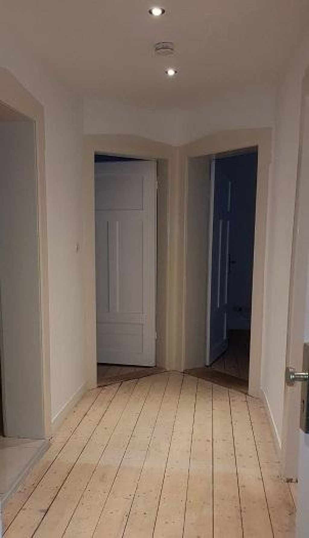 Kernsanierte 2-Zi.-Wohnung im Hochparterre mit Altbauflair – Heinrichstrasse 2, 31137 Hildesheim Hildesheim – Vorschaubild 4