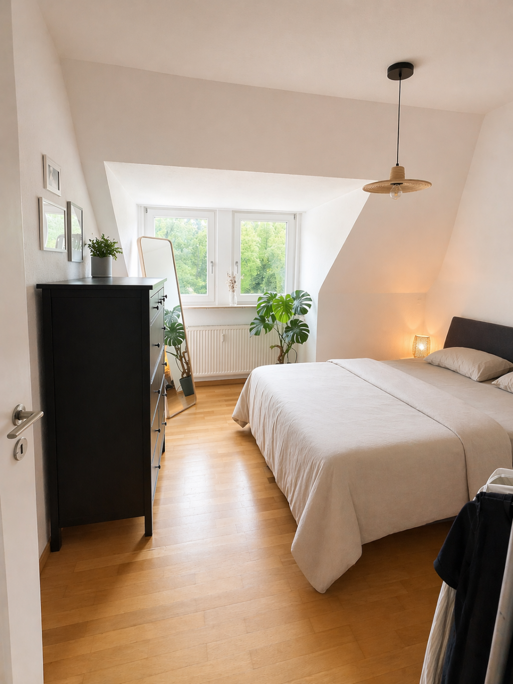 Möblierte 3-Zimmer-Wohnung mit Garten, Garage & Blick auf den Fernsehturm – Stuttgart Süd (01.01.–30.06.2027) – Sonnenbergstraße, 70184 Stuttgart Süd – Vorschaubild 6
