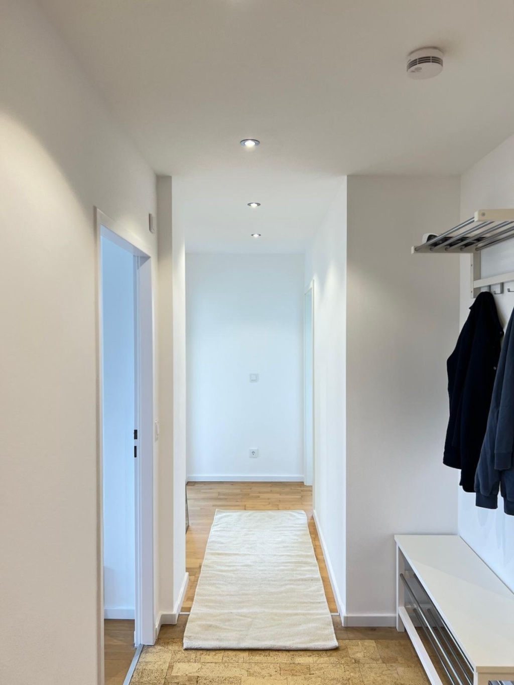 WG-Zimmer Laim Neubeuerner Straße 10 - Flur