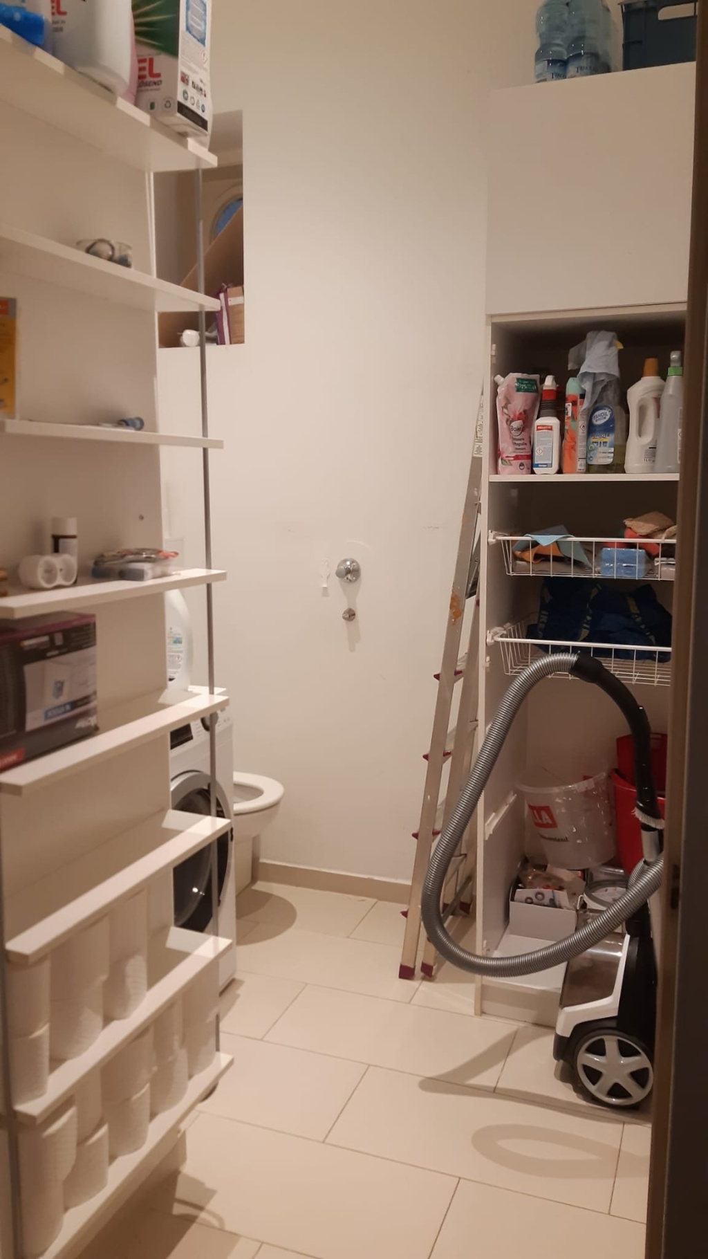 WG-Zimmer 09. Bezirk Alsergrund Nussdorfer Straße - WC2/Abstellkammer