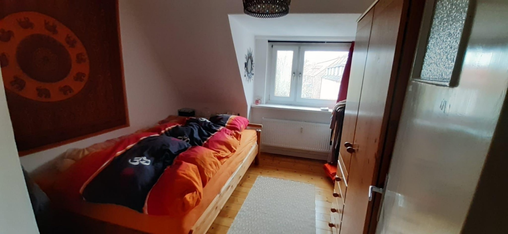 Ruhige, möblierte 2-Zimmer-Dachgeschoss-Wohnung in Hoheluft zur Untermiete 6.-25.9. – Wrangelstraße, 20253 Hamburg Hoheluft-West – Vorschaubild 4