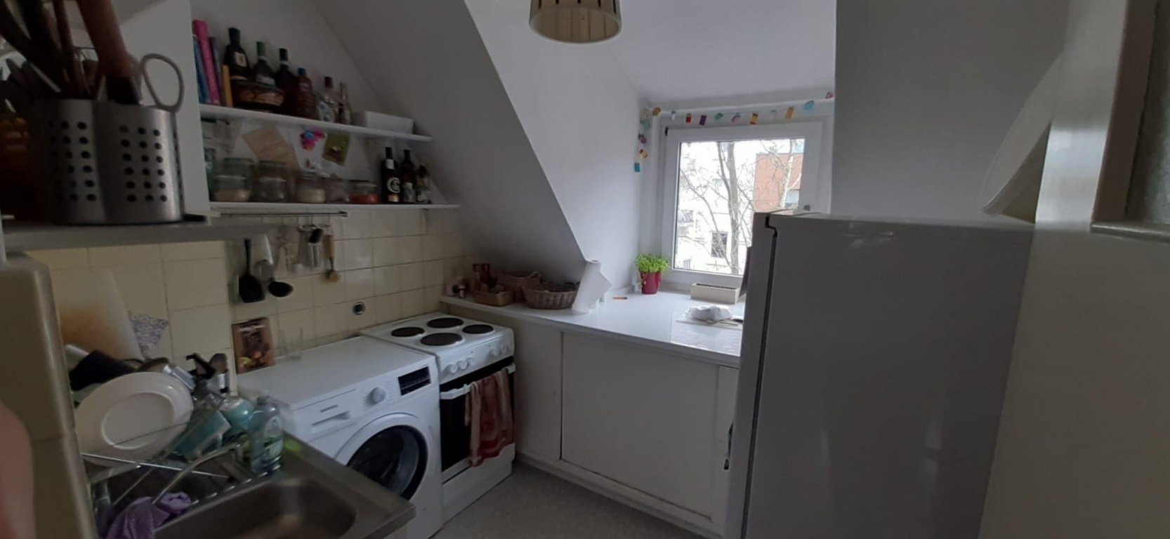 Ruhige, möblierte 2-Zimmer-Dachgeschoss-Wohnung in Hoheluft zur Untermiete 6.-25.9. – Wrangelstraße, 20253 Hamburg Hoheluft-West – Vorschaubild 2