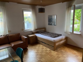Anzeigenbild: 18 m2 Zimmer in Altbau-Haus in Stuttgart-Vaihingen, möbiliert – WG-Neugründ in 2025