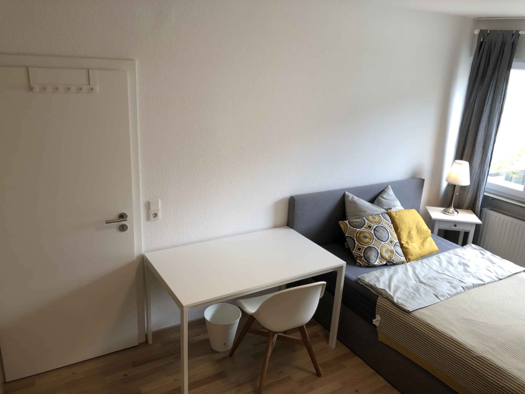WG-Zimmer Mitte Wangener Straße 27 - Roomlessrent.com