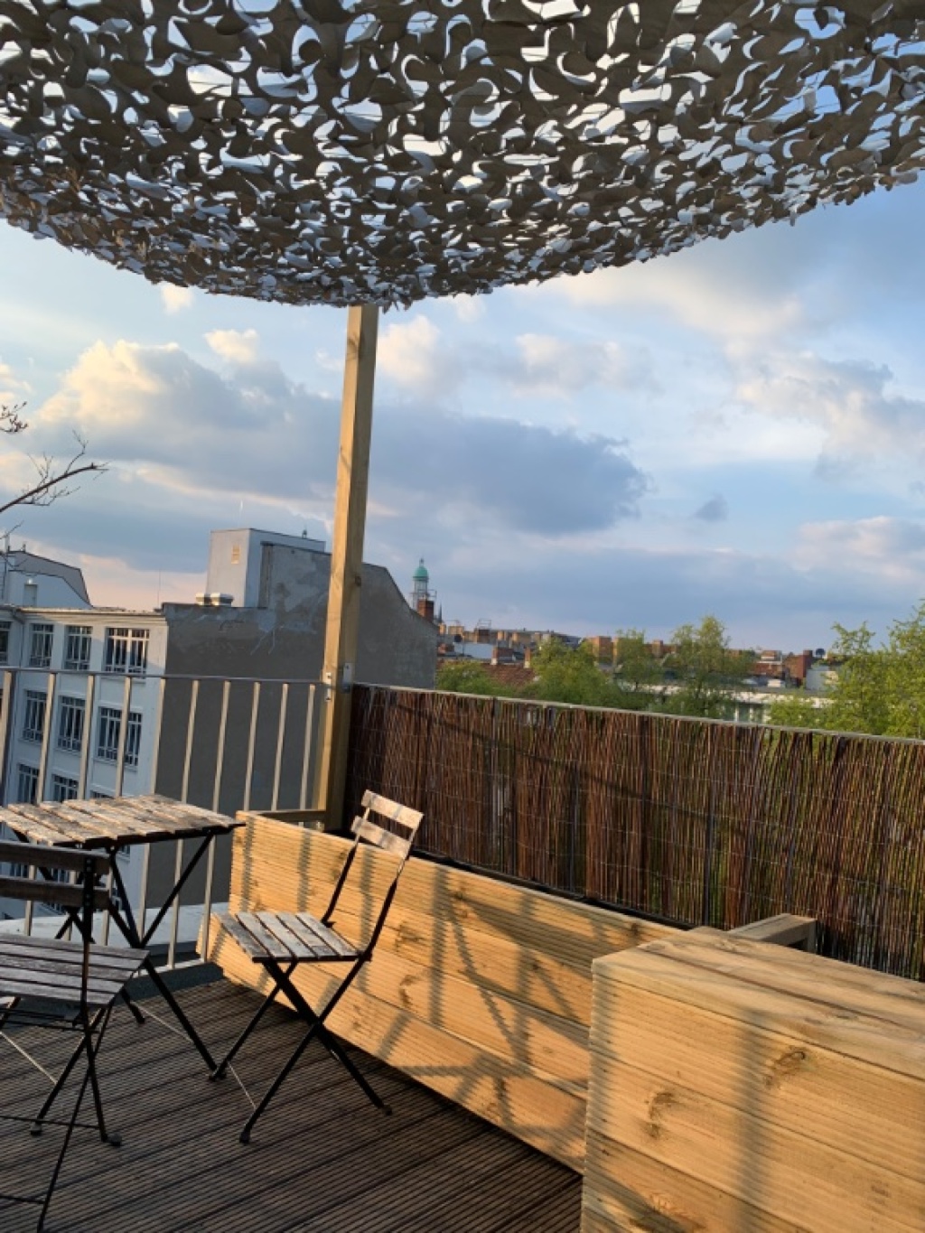 Möblierte 2-Zimmer-Dachgeschosswohnung am Boxhagener Platz – Preis all in (Internet, Strom, ...) – Grünberger Straße 47, 10245 Berlin Friedrichshain – Vorschaubild 11