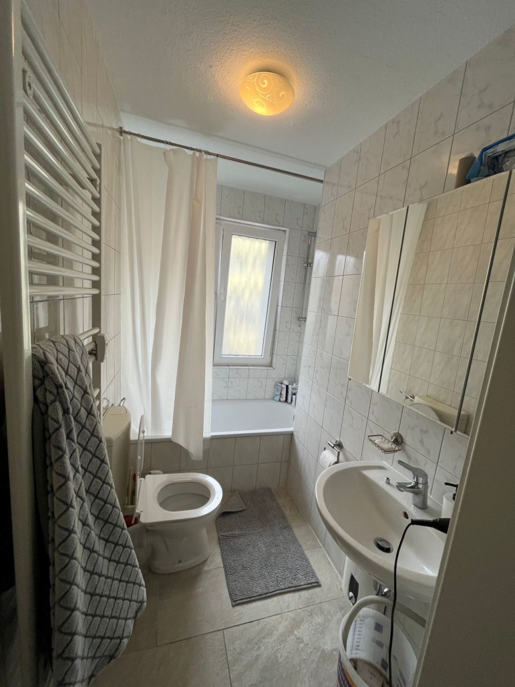 Liebevoll eingerichtetes großes Zimmer in 2er WG in Top-Lage – Friedrich-Ebert-Straße, 45127 Essen Altendorf – Vorschaubild 14