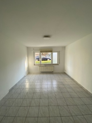 Anzeigenbild: großes Zimmer in 3er-WG Stuttgart Nord