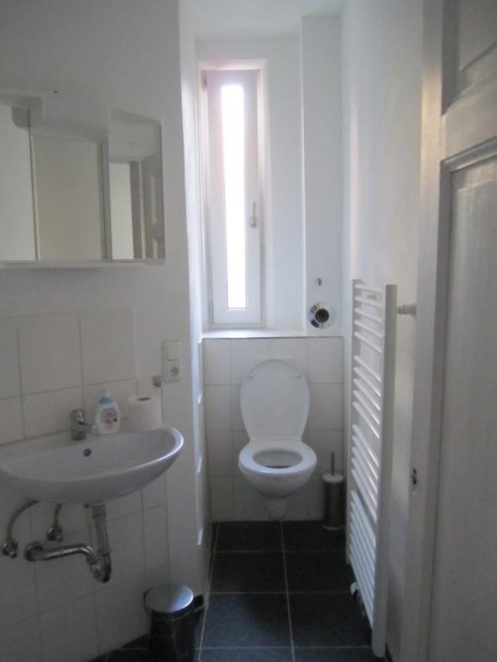 Flat flexibler Einzug gerne ab August möglich. 1 bis 4 Monate verfügbar Allersbergerstrasse - Duschbad