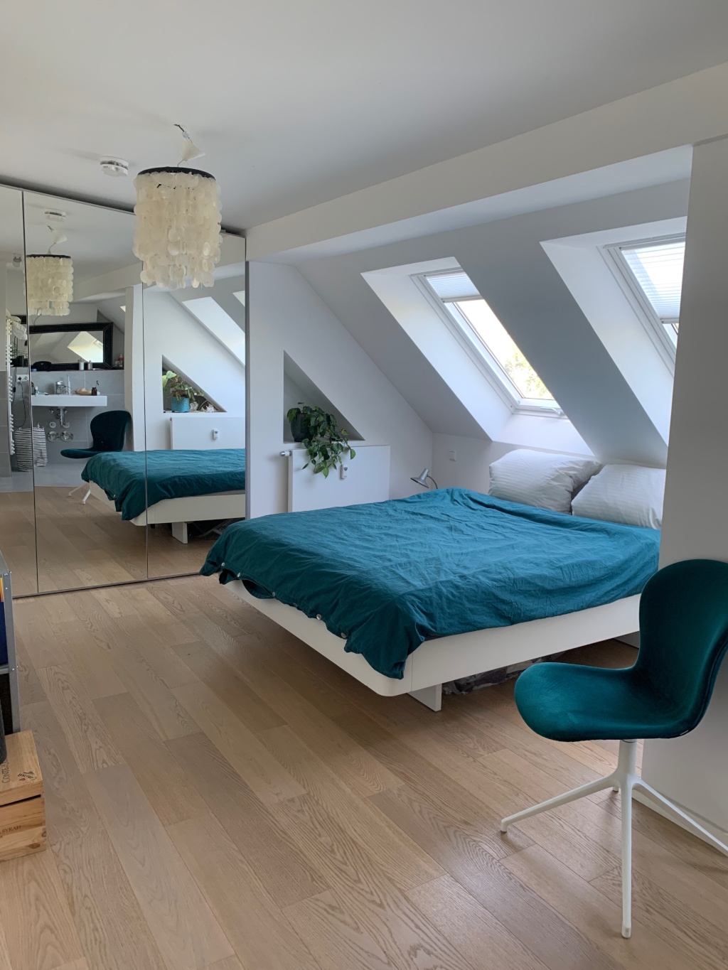 Möblierte 2-Zimmer-Dachgeschosswohnung am Boxhagener Platz – Preis all in (Internet, Strom, ...) – Grünberger Straße 47, 10245 Berlin Friedrichshain – Vorschaubild 4