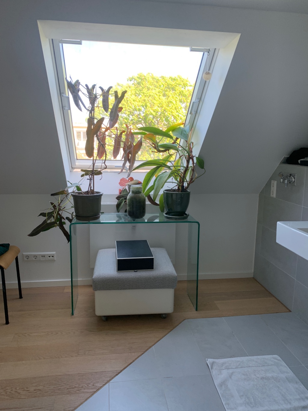 Möblierte 2-Zimmer-Dachgeschosswohnung am Boxhagener Platz – Preis all in (Internet, Strom, ...) – Grünberger Straße 47, 10245 Berlin Friedrichshain – Vorschaubild 9