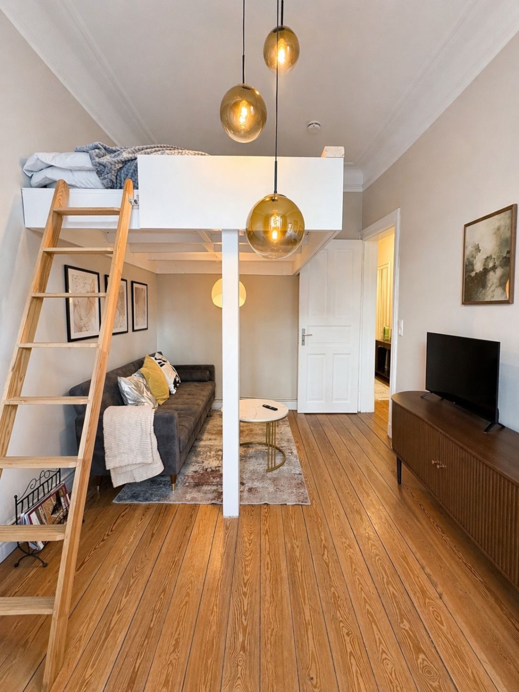 Zwischenmiete: Möblierte 2-Zimmer Altbauwohnung Hamburg Eimsbüttel – Heußweg 97, 20255 Hamburg Eimsbüttel – Vorschaubild 5