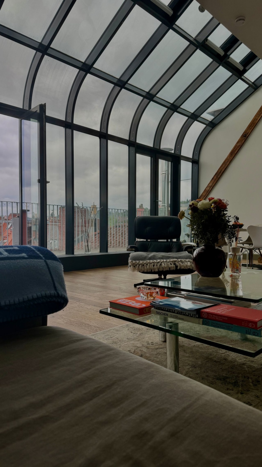 Penthouse WG-Zimmer direkt am Marienplatz – Marienplatz, 70178 Stuttgart Mitte – Vorschaubild 2