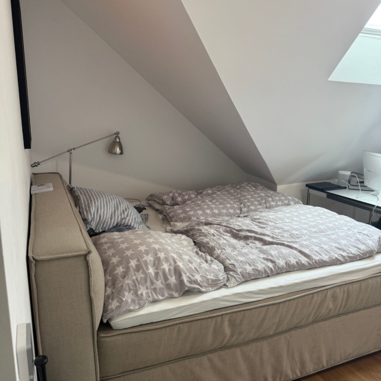 Penthouse WG-Zimmer direkt am Marienplatz – Marienplatz, 70178 Stuttgart Mitte – Vorschaubild 6