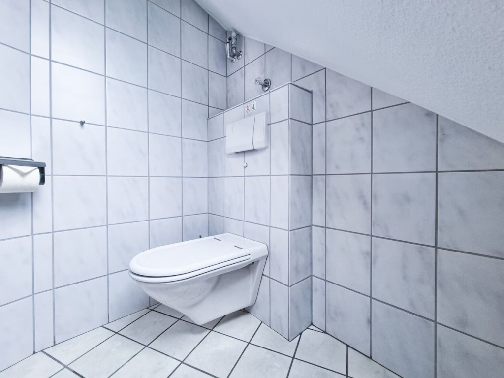 78 m2 Moderne 3 zimmer Dachgeschosswohnung mit Terrasse in Essen / Langzeitmiete – Goldschmidtstraße 3, 45127 Essen Ostviertel – Vorschaubild 15