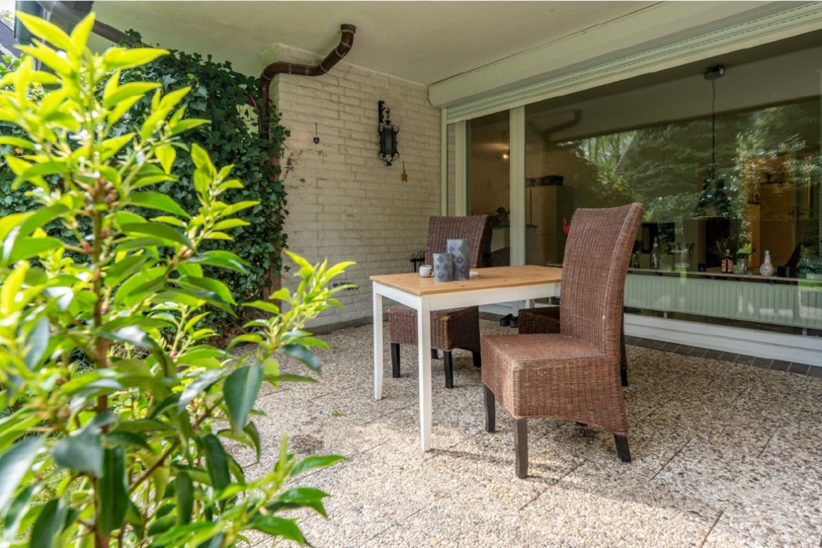 ZIMMER IN CHARMANTER WOHNUNG MIT EIGENEM GARTEN IM GRÜNEN HAMBURG WELLINGSBÜTTEL – Friedrich-Kirsten-Straße, 22391 Hamburg Bramfeld – Vorschaubild 13