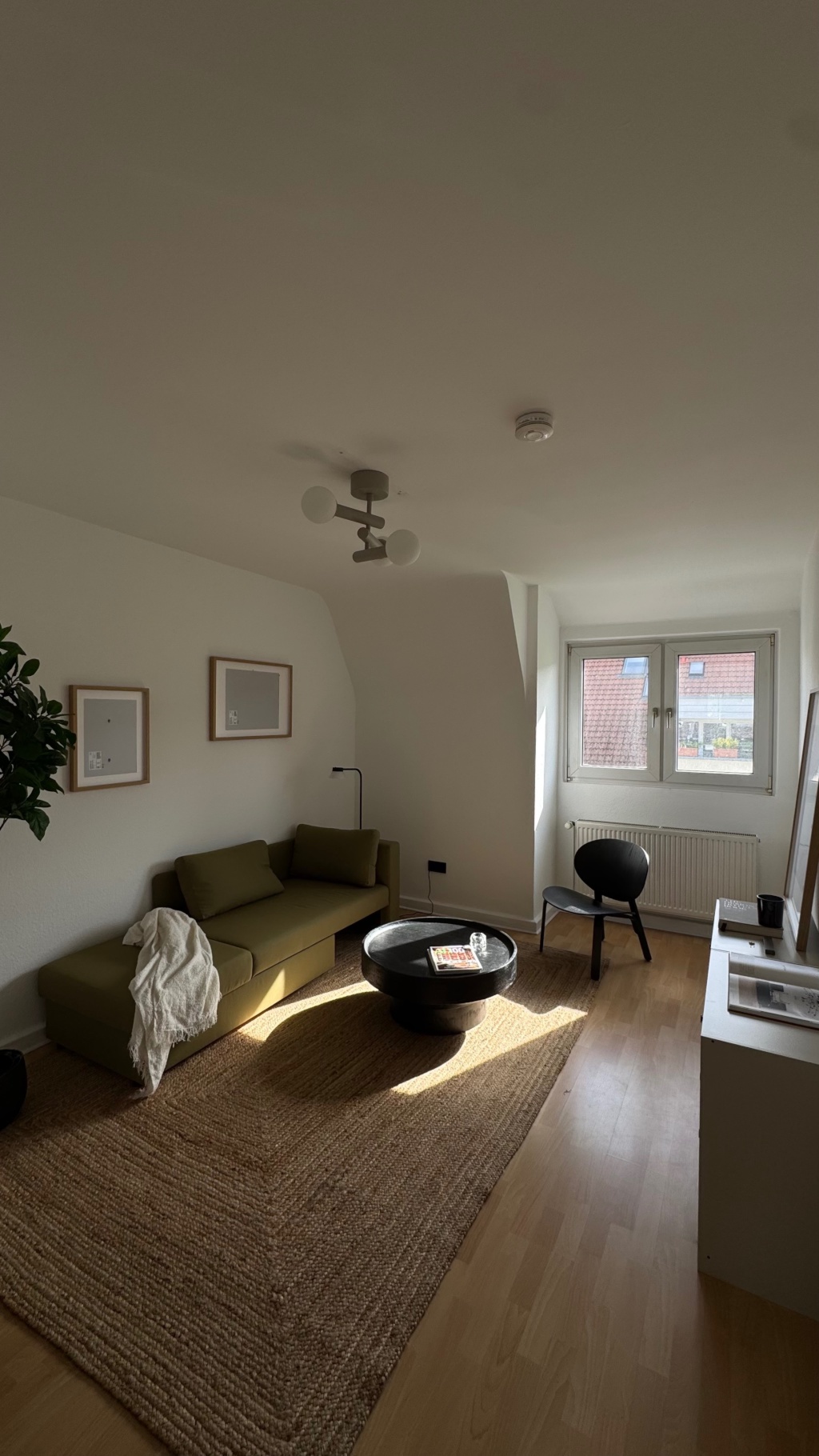 Design-Juwel über den Dächern von Pempelfort: Lichtdurchfluteter Erstbezug (vollmöbliert & All-In) – 40477 Düsseldorf Pempelfort – Vorschaubild 12