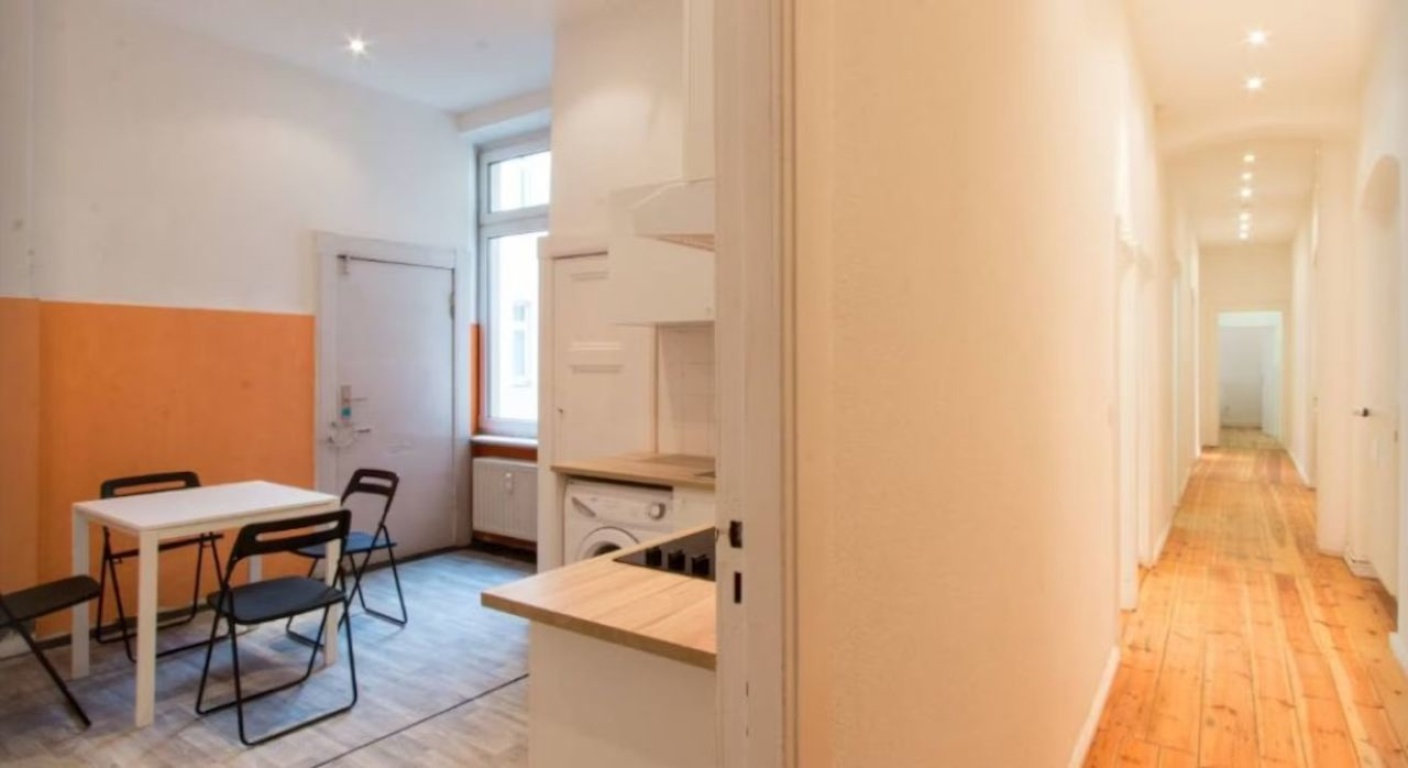 Modernes, fantastisches Zimmer (Westend) – Königin-Elisabeth-Straße, 14059 Berlin Charlottenburg – Vorschaubild 11