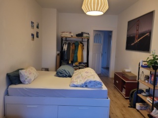 Gemütliches Zimmer in einer Dreier Wohngemeinschaft