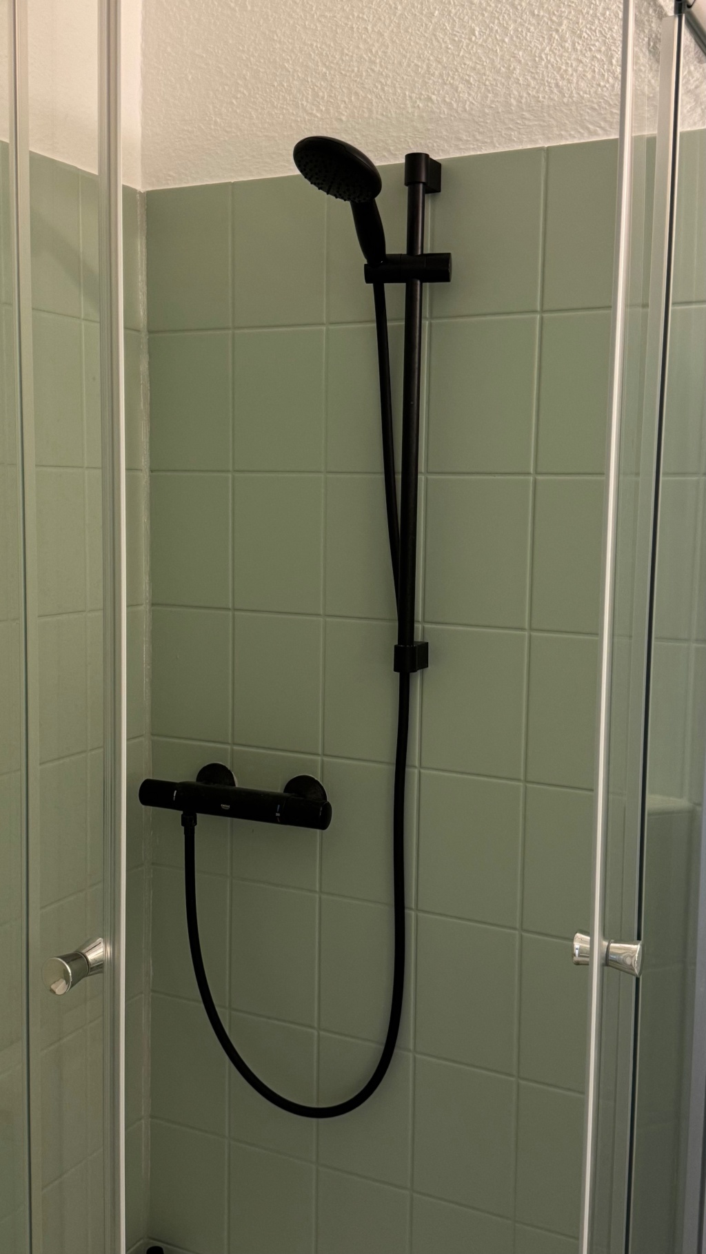 Design-Juwel über den Dächern von Pempelfort: Lichtdurchfluteter Erstbezug (vollmöbliert & All-In) – 40477 Düsseldorf Pempelfort – Vorschaubild 17