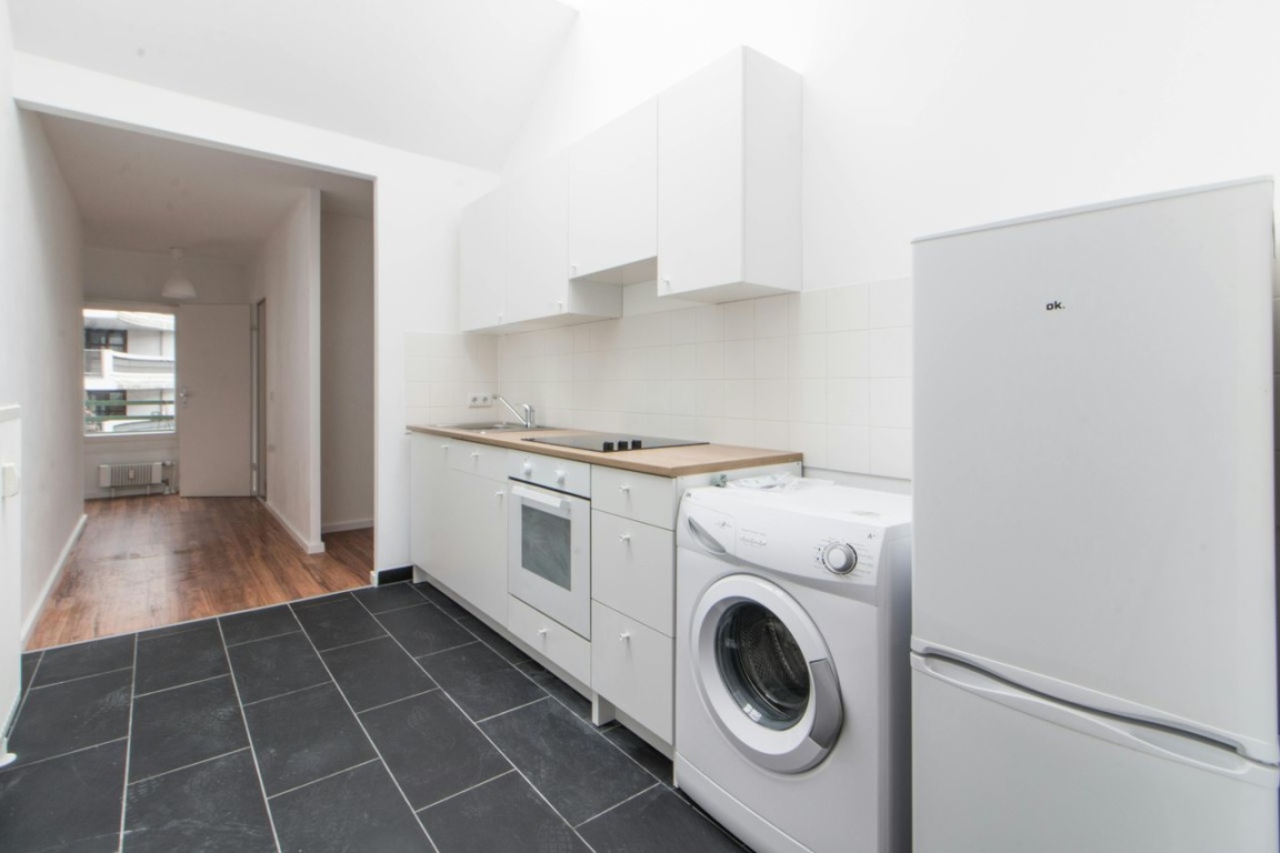 Wunderschönes & helles Zimmer im Zentrum von Kreuzberg – Charlottenstraße, 10969 Berlin Kreuzberg – Vorschaubild 6