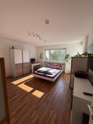 Ad image: Großes WG-Zimmer in ruhiger Lage mit Balkon