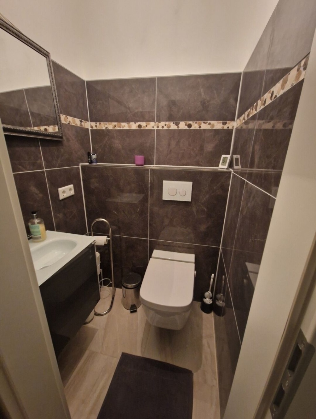 ZIMMER IN CHARMANTER WOHNUNG MIT EIGENEM GARTEN IM GRÜNEN HAMBURG WELLINGSBÜTTEL – Friedrich-Kirsten-Straße, 22391 Hamburg Bramfeld – Vorschaubild 7