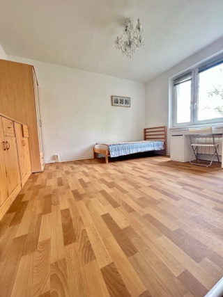 Anzeigenbild: Möbliertes Zimmer in 2er-WG mit Katzen