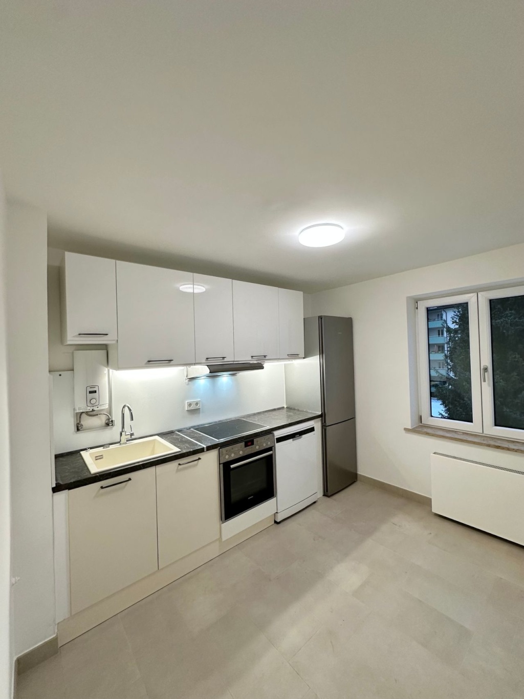 Wundervolle Wohnung auf Zeit am Luitpoldpark mit Balkon – Foto 7
