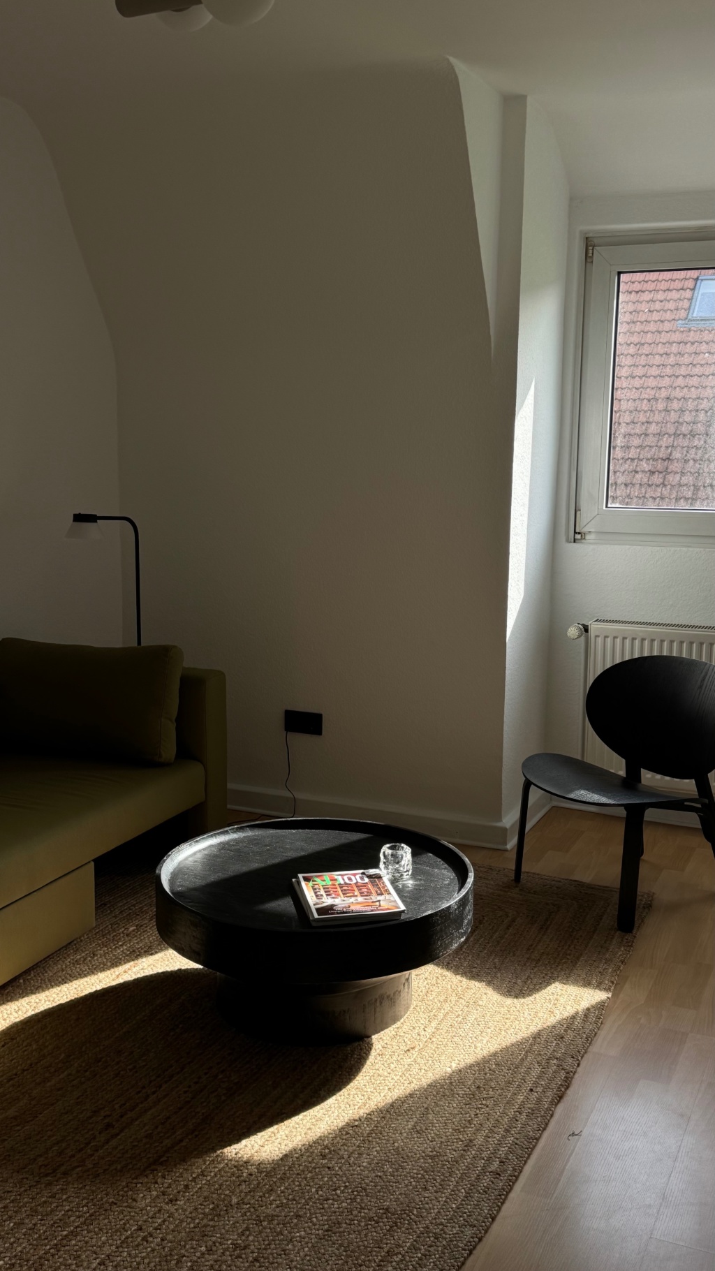 Design-Juwel über den Dächern von Pempelfort: Lichtdurchfluteter Erstbezug (vollmöbliert & All-In) – 40477 Düsseldorf Pempelfort – Vorschaubild 11