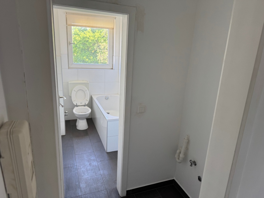 Helle 1 Zimmer Wohnung in Essen Hottrop zu vermieten – Belfortstraße 18, 45138 Essen Huttrop – Vorschaubild 3