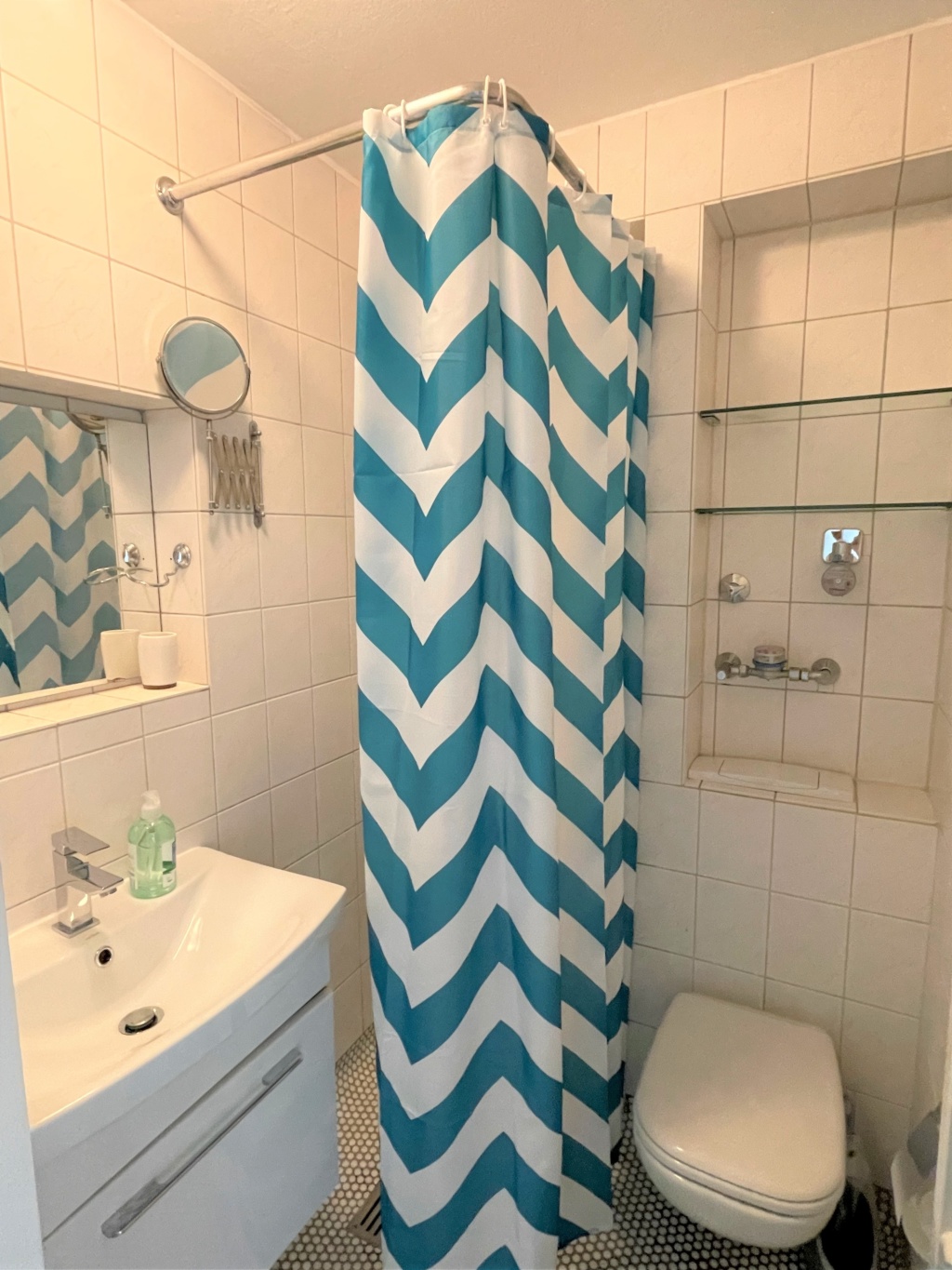 ab 1.11.26- Möbliertes 1-Zimmer Appartment in S-Feuerbach – Stuttgarter Straße 51, 70469 Stuttgart Feuerbach – Vorschaubild 2