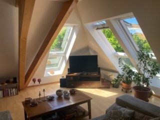 Anzeigenbild: Schöne helle 3-Zimmer-Wohnung zur Zwischenmiete in Bahnhofsnähe