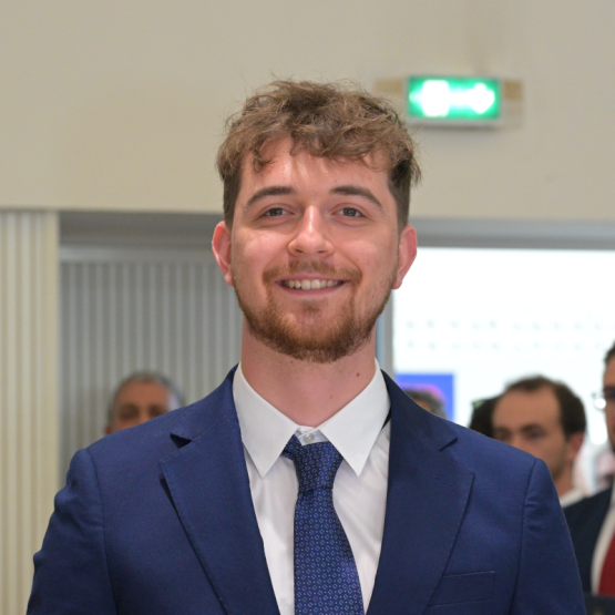 Anzeigenbild: Master Student sucht WG zum 01.09.2026