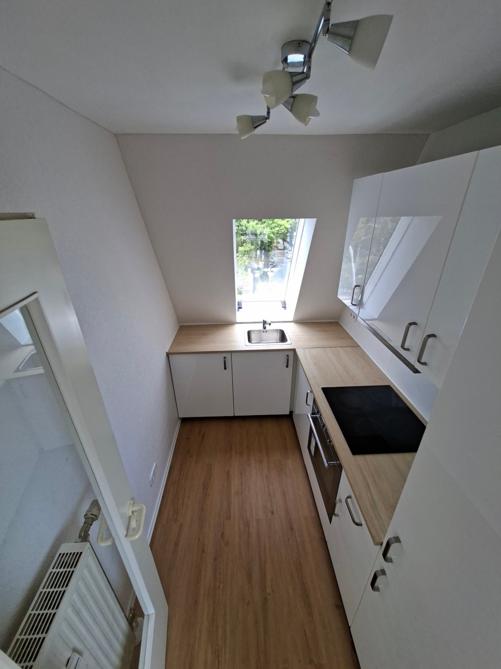 Green Oasis just 20 mins from Center! – Attilastrasse, 12247 Berlin Steglitz – Vorschaubild 10