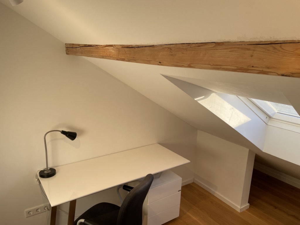 Furnished top-floor apartment in Karlsruhe — all-inclusive, AC & Wi-Fi, ideal for KIT staff, commuters & working couples – Anebosweg, 76187 Karlsruhe Nordweststadt – Vorschaubild 10