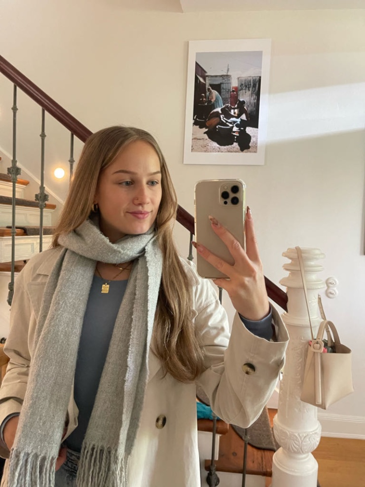 Ad image: angenehme Mieterin aus HH