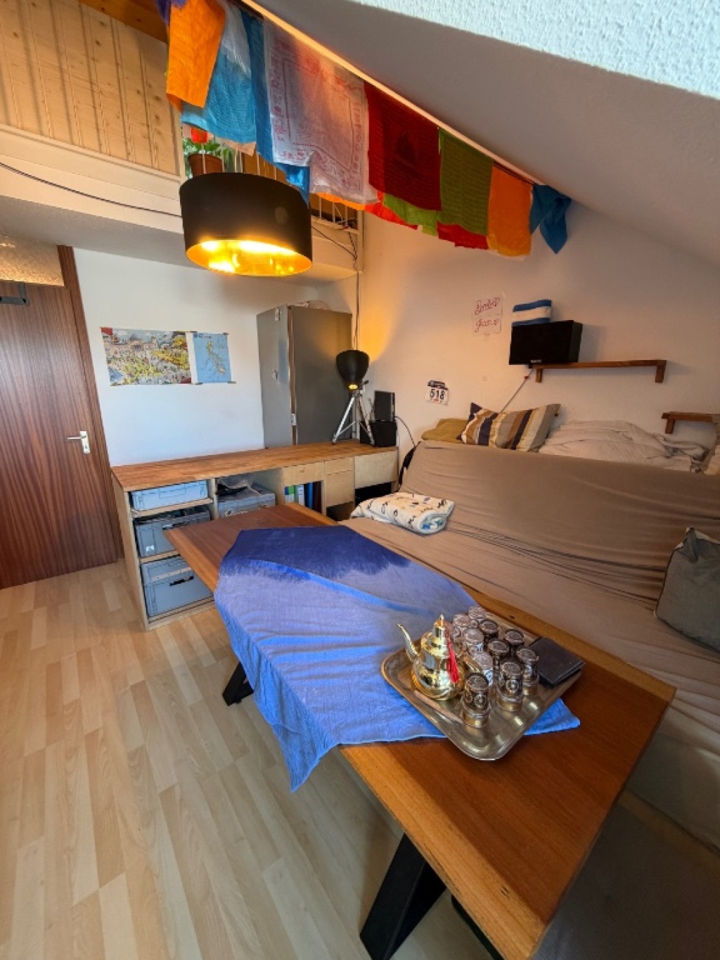 Möblierte Maisonette-Wohnung mit großem Balkon in Stuttgart-Vaihingen – Universitätsstraße 1, 70569 Stuttgart Vaihingen – Vorschaubild 3