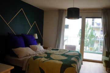 Ad image: Möblierte Untervermietung: Helle 3-Zimmer-Wohnung (94 qm) mit großem Balkon & TG-Stellplatz in Freiburg-Oberau – befristet 01.10.26–30.09.27