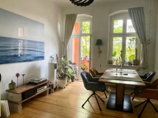 2-Room Altbau-Apartment with balcony in Prenzlauer Berg for short-time — photo 1