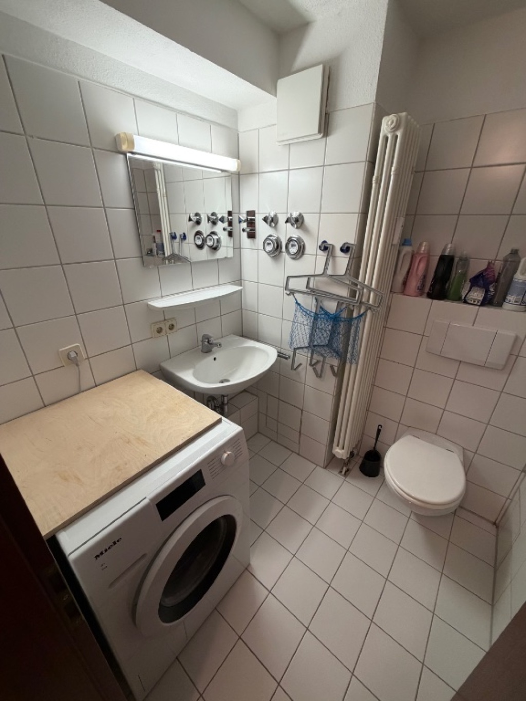 Möblierte Maisonette-Wohnung mit großem Balkon in Stuttgart-Vaihingen – Universitätsstraße 1, 70569 Stuttgart Vaihingen – Vorschaubild 5