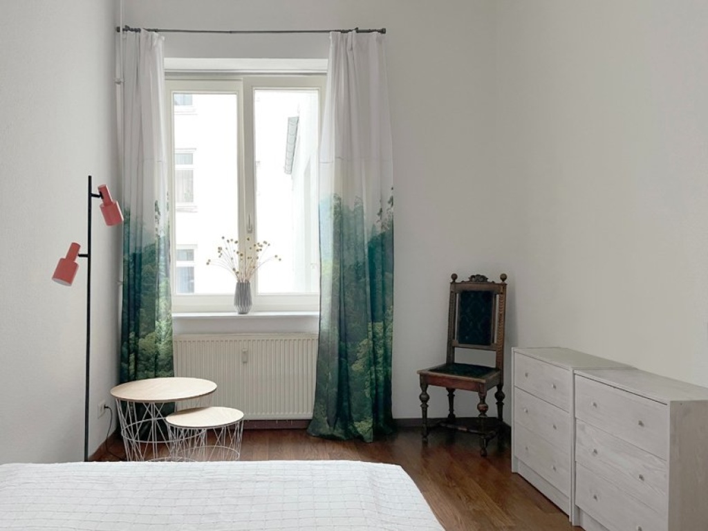 Zimmer zur Zwischenmiete an Frau (17.08. - 30.09.) oder als Pendlerzimmer – Kleiner Schäferkamp, 20357 Hamburg Sternschanze – Vorschaubild 2