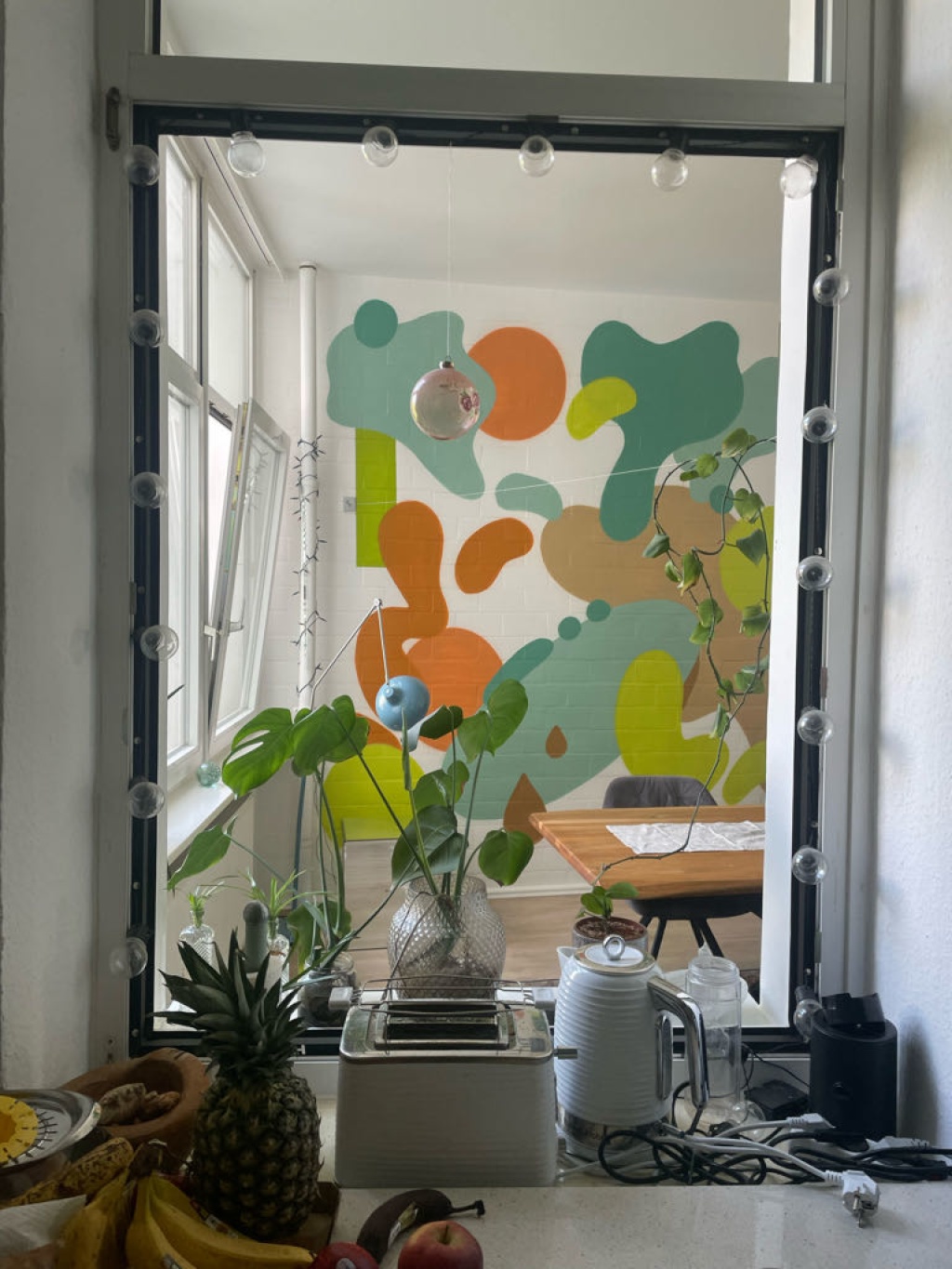 Wohnung Nordstadt Schulenburger Landstraße - Durchreiche Küche/Esszimmer