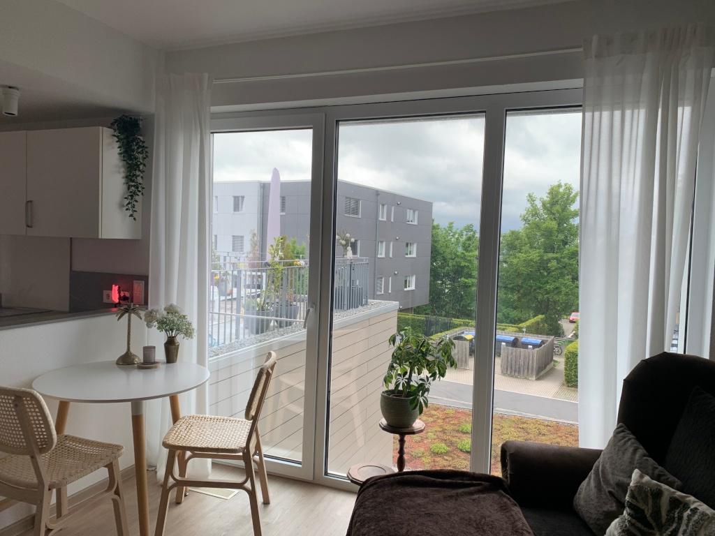 Möblierte 1-Zimmerwohnung mit großer Dachterrasse auf den Zietenterrassen - Zwischenmiete ab 01.09.26