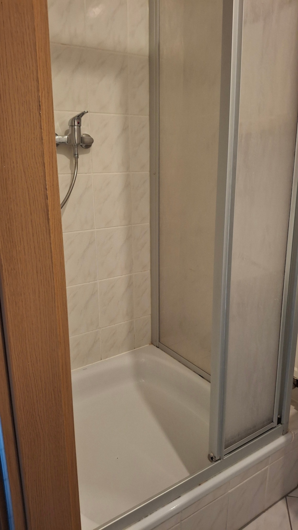 3 Raum Wohnung mit Balkon Hochparterre – Krondorfer Straße 3, 6112 Halle (Saale) – Vorschaubild 7