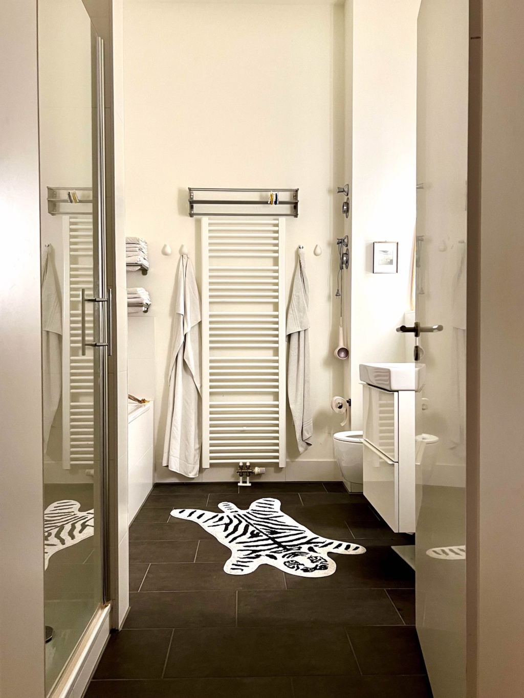 Stylische 4 Zimmer Wohnung in der neuen Mitte Altona – Felicitas kukuckstr.8, 22765 Hamburg Altona-Nord – Vorschaubild 9
