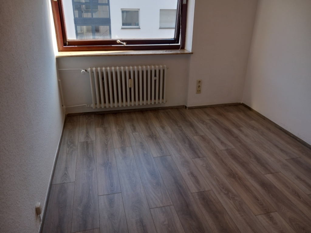 1-Zimmer-Wohnung für Studenten in direkter Nähe von Uni Mannheim, Musikschule und Hauptbahnhof – 68161 Mannheim Am Bahnhof – Vorschaubild 2