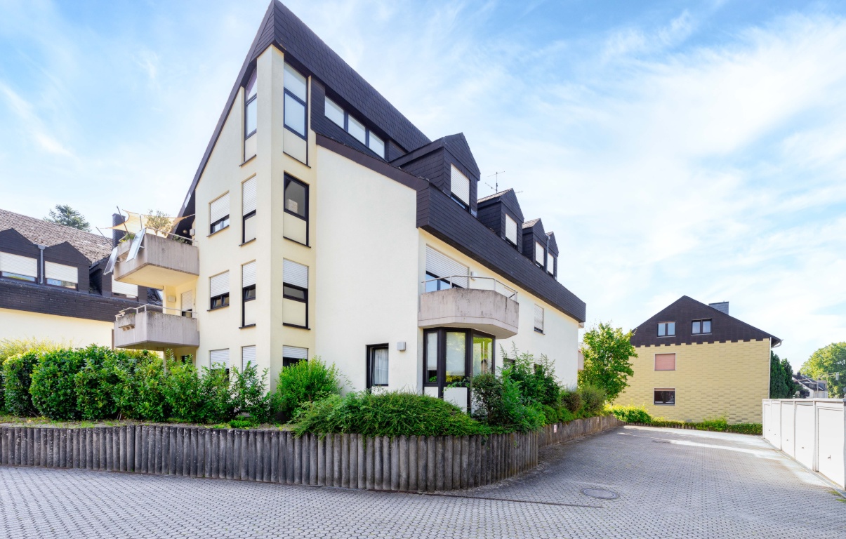 Zwischen Uni und Hauptmarkt: sonnige 3 ZKB mit 2 Balkonen für niveauvolle 2er-WG – St.Annastrasse 1, 54295 Trier Olewig – Vorschaubild 11