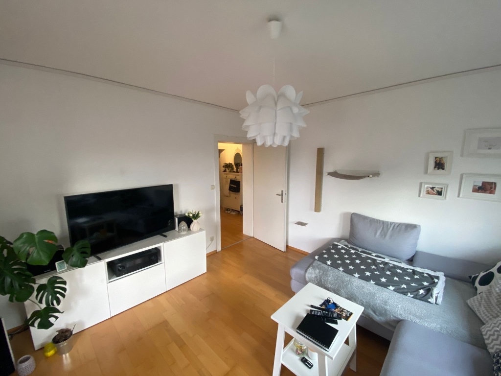 Wohnung Bad Vilbel Auf dem Niederberg - wird Küche (Zugang zum Balkon)