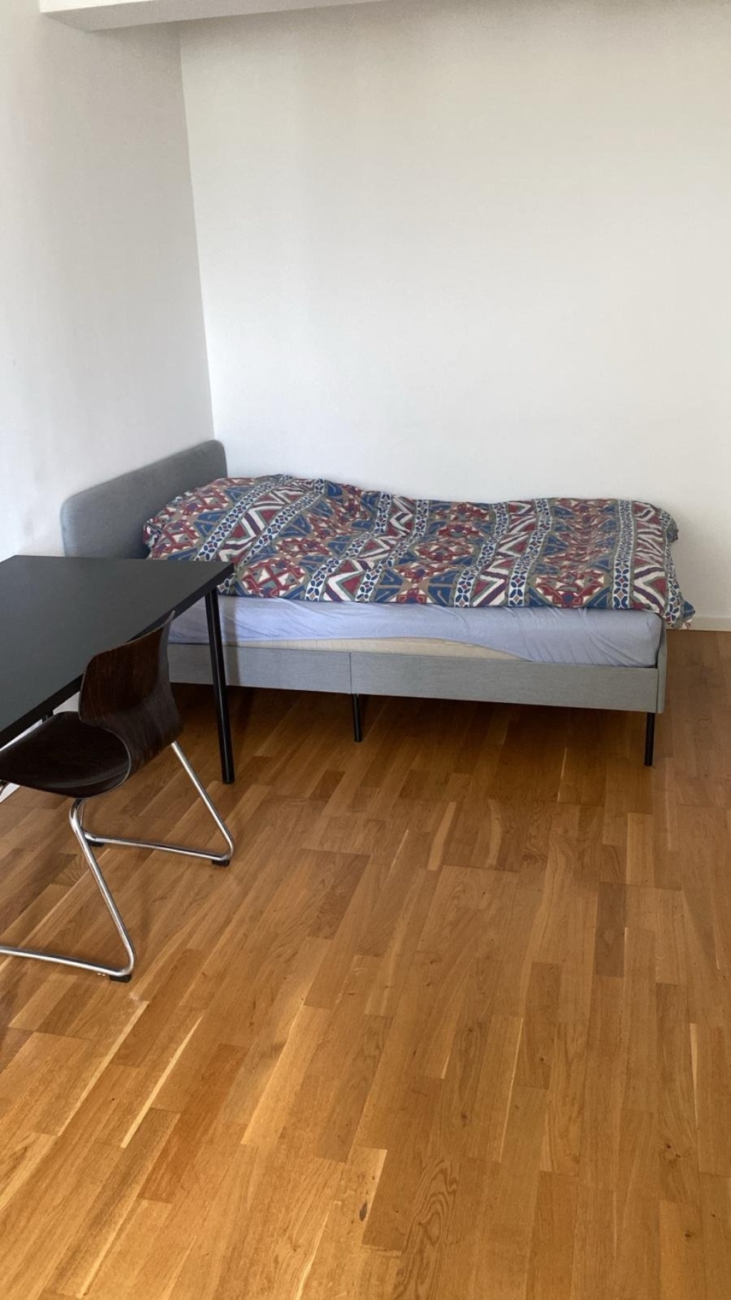 One Room Apartment (Furnished) – 40210 Düsseldorf Stadtmitte – Vorschaubild 3